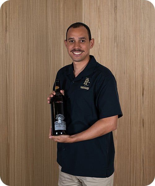 Raymond García